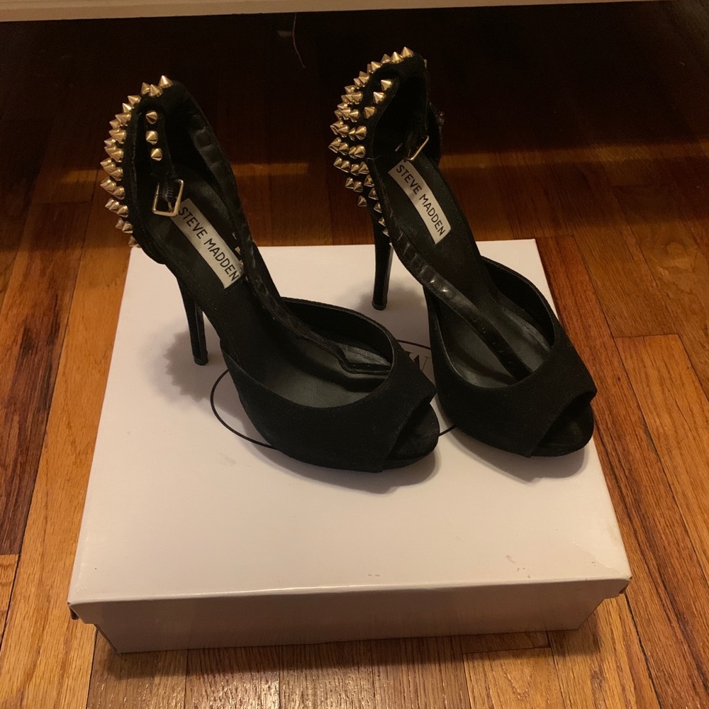 Steve Madden suede gold studded spike shoes